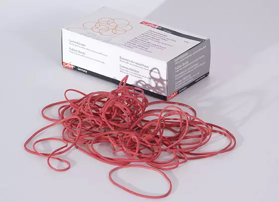 Kuminauha Scriva ohut 50mm 100g pun - Kumirenkaat - 57161 - 1