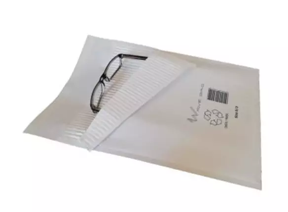 Altopussi 4D 18x26,5 cm valkoinen - Postituspussit- ja pakkaukset - 150013 - 1