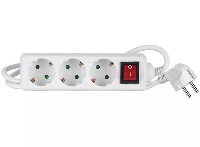 Jatkojohto kytkimellä Airam 3-osainen 1m - Valaisimet, jatkojohdot - 90714 - 1