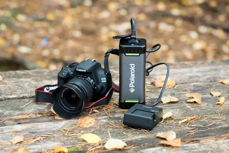 Polaroid kannettava latausasema PS100 - Paristot, varavirtalähteet - 717-846026 - 1